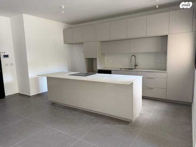 דירה, הגדוד העברי 22, קרית ויצמן, רעננה