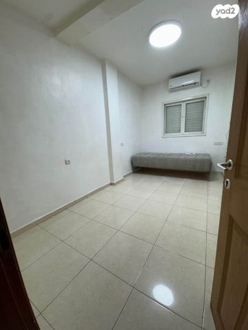 דירת גן, אחד העם 4, רמת השקמה, רמת גן