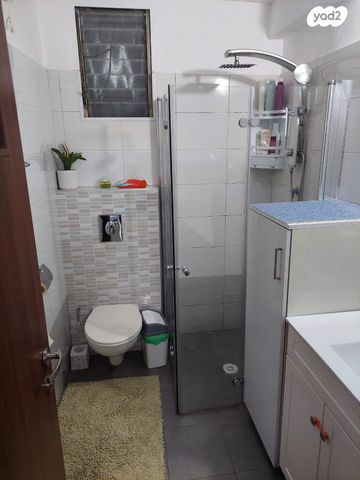 דירה, התותחנים 13, תל גיבורים, חולון