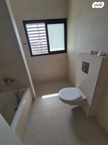 דירה, דרך זאב ז'בוטינסקי 107, פרדס כץ, בני ברק