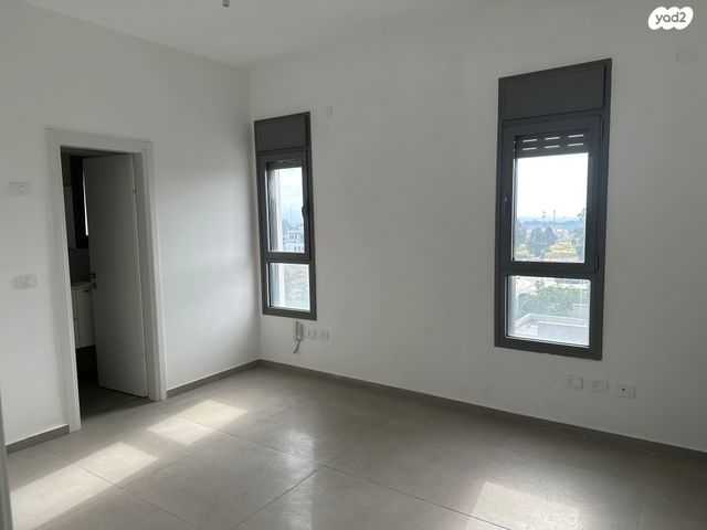 גג/ פנטהאוז, המייסדים 17, נווה אפרים, פרדס חנה כרכור