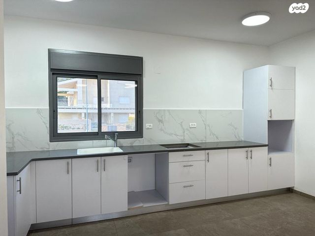 דופלקס, חורשת האקליפטוס 116, אדמית / יערית, שלומי