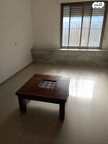 דירה, אלי כהן 4, עמידר, נהריה