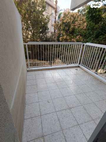 דירה, יהושע רבינוביץ 46, בן גוריון, חולון