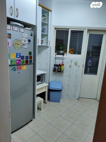 דירה, ירושלים 76, לב העיר, בת ים