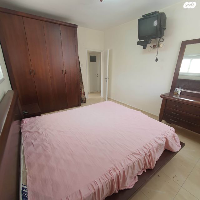 דירה, אשר לוין 8, רמב"ם, ראשון לציון