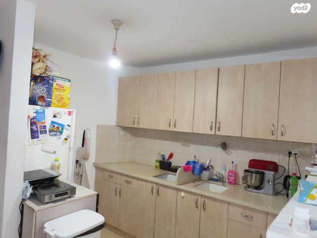 הרב צירלסון 28