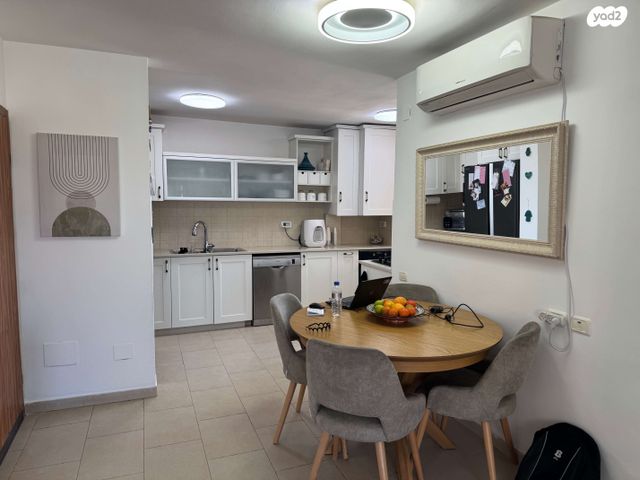 דירה, ורבורג 4, קרית היובל, ירושלים