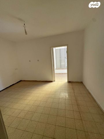 דירה, מרגולין 16, רמב"ם, ראשון לציון