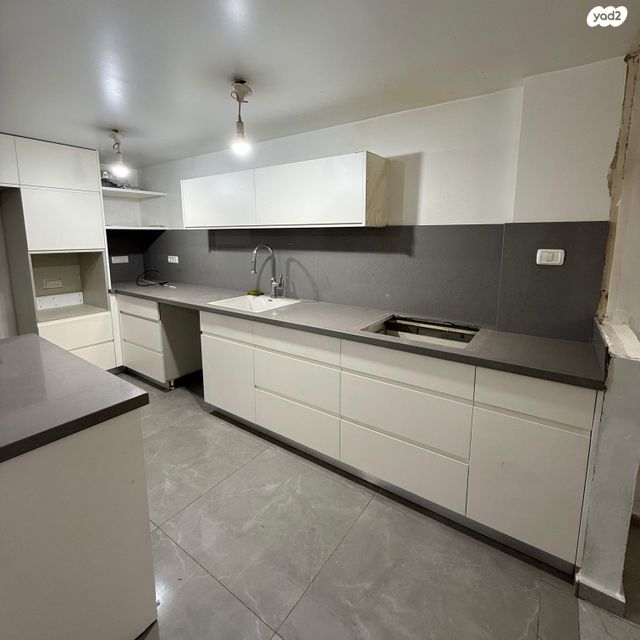 דירה, יסוד המעלה 22, שאר העיר, הוד השרון