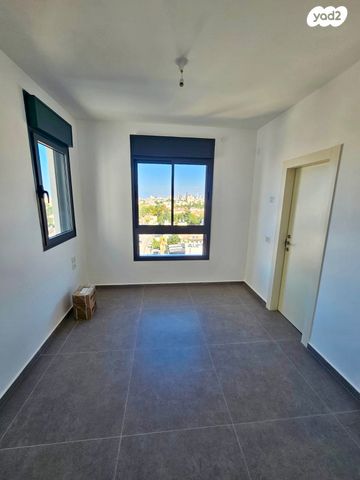 דירה, דניאל 3, ניצנה, בת ים