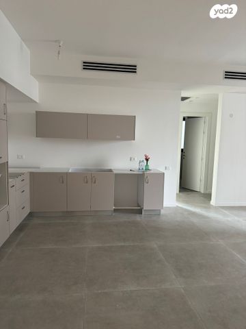 דירה, פרדס משותף 1, מרכז דרום, רעננה