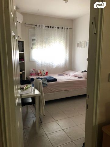 דירה, מקס נורדאו 12, עיר, מרכז העיר, נהריה