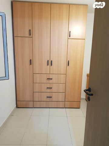 דירה, הרב לוי 7, רמת הנשיא, בת ים