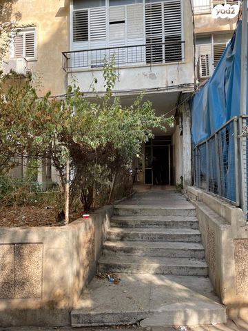 דירה, כצנלסון 84, לב העיר, בת ים