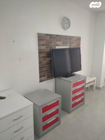 דירת גן, אפרים צור 5, שקמים ואגמים, אשקלון