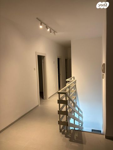 דירת גן, קרן קיימת לישראל 41, מרכז העיר, סביניה, הוותיקה, קרית ביאליק