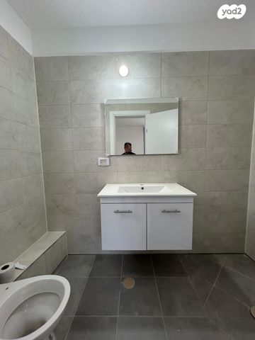 דירה, גולדה מאיר 34, פסגות אפק, ראש העין