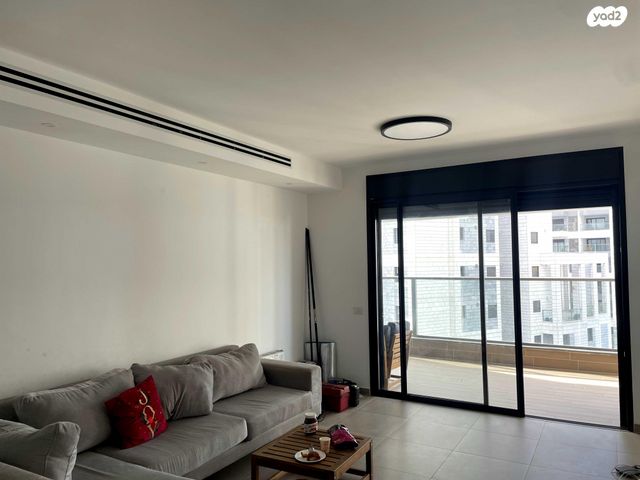 דירה, רועי קליין 10, קרית קריניצי, רמת גן