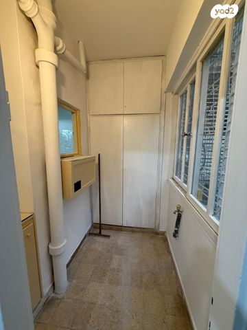 דירה, נתן 2, שכונת יהלום, מרכז העיר ב, רמת גן