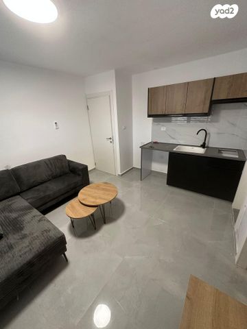 יחידת דיור, חזני 36, שכונה י"א, באר שבע