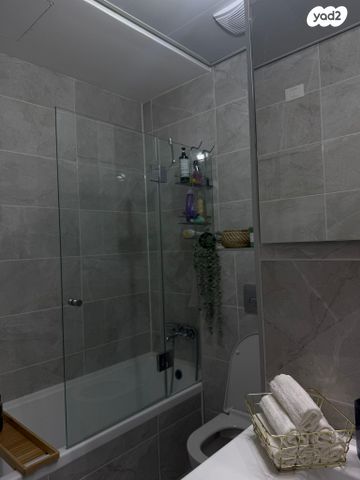 דירת גן, הרב שאולי 1, רובע ד', אשדוד