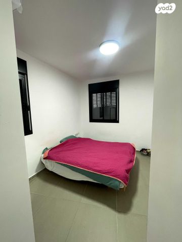 דירה, רועי קליין 10, קרית קריניצי, רמת גן