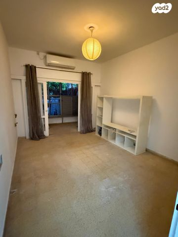 דירה, נתן 2, שכונת יהלום, מרכז העיר ב, רמת גן