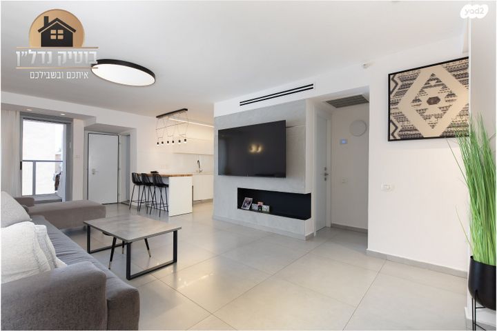 גבעת התחמושת 14