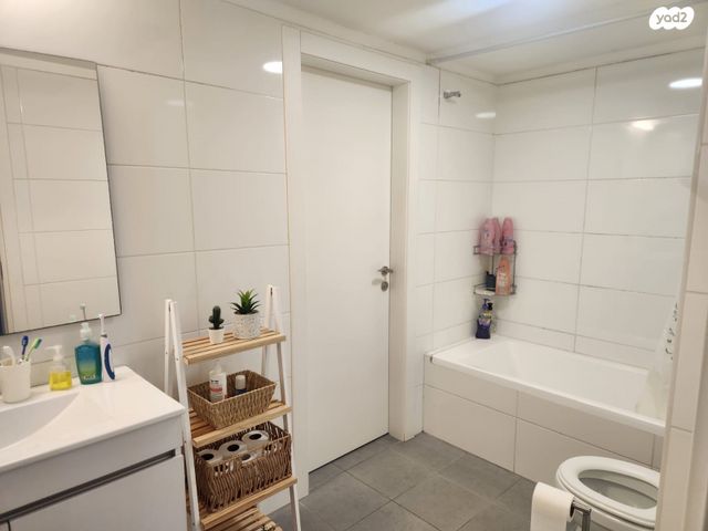 דירה, שולמית אלוני, נחלת יהודה, ראשון לציון