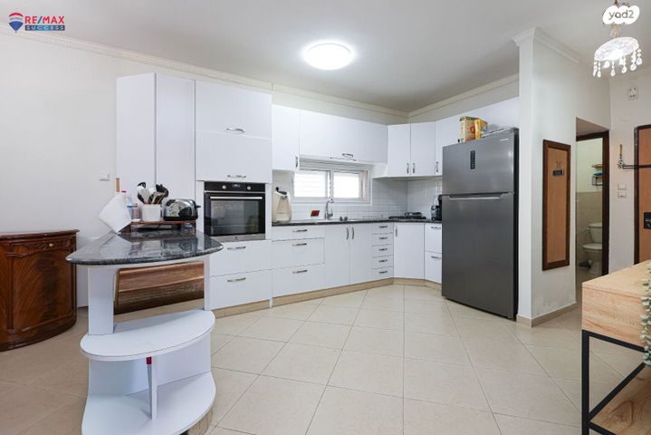 שדרות הרצל 22