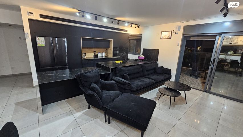 חיים לסקוב 4