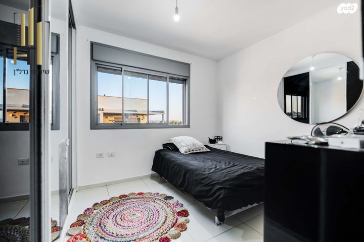 דירה, יוסי בנאי, קרית האמנים, מצליח, רמלה