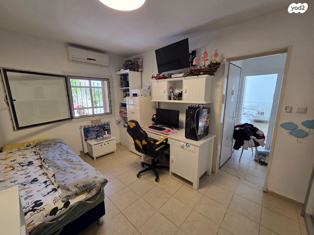 דירה, מזל אריה, פסגת זאב, ירושלים