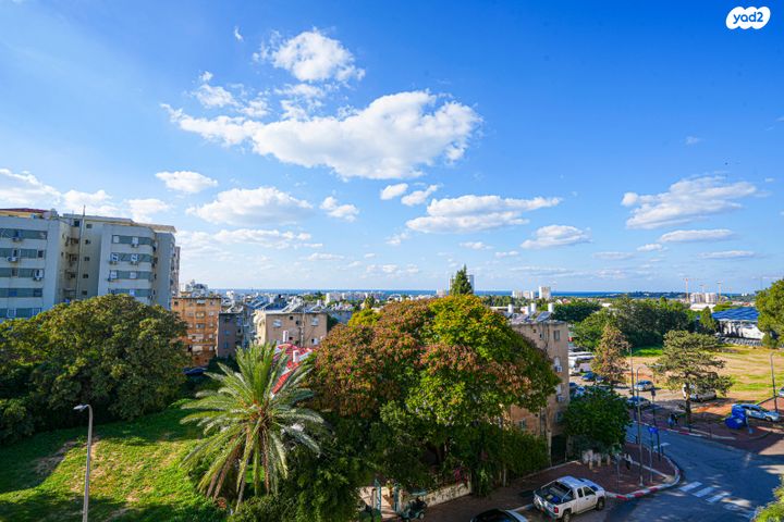 טריפלקס, נחום סוקולוב 51, נתניה