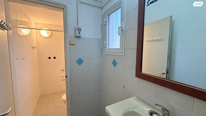 דירה, שדרת עובד, דגניה א'