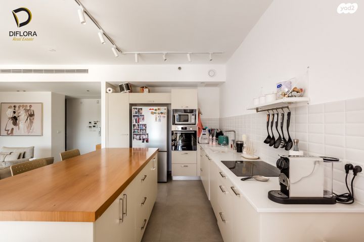 דירה, גליל ים (מתחם הכוכבים), הרצליה