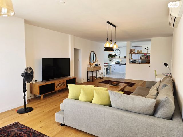 גג/ פנטהאוז, מלחמת ששת הימים, מרכז העיר, חדרה