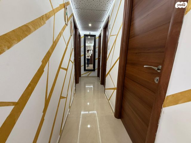 דירה, המחתרת, אלמוגים, קרית ים