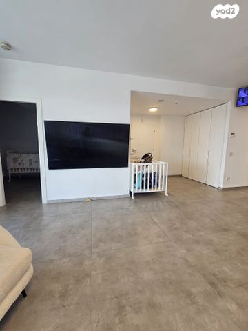 דירה, אריק איינשטיין 3, דרום חדש, פארק הים, בת ים