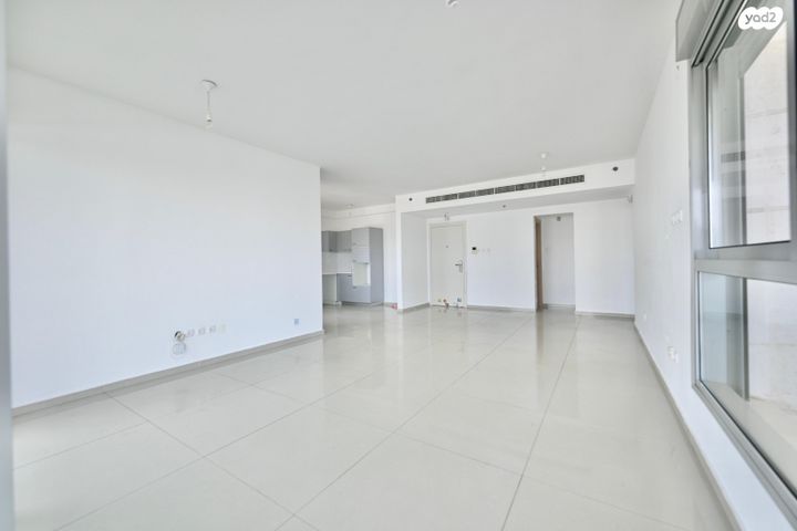 דירה, יצחק רבין, פסגת אונו, קרית אונו