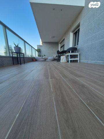 דירה, האנפה, החותרים, טירת כרמל