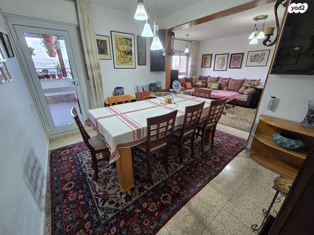 דופלקס, הקרן, מעלה אדומים