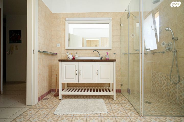 טריפלקס, נחום סוקולוב 51, נתניה