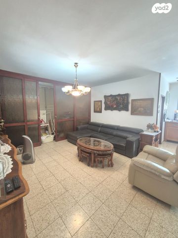 דירה, יעקב וייס 13, רמת אפרים, נתניה