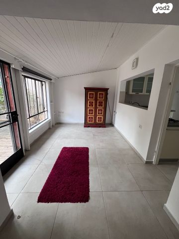 דו משפחתי, הרצליה