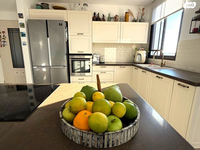 גג/ פנטהאוז, הביל"ויים, המושבה, גדרה