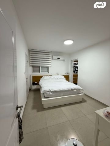 גג/ פנטהאוז, יהודה הנשיא, אחוזת כנרת, טבריה