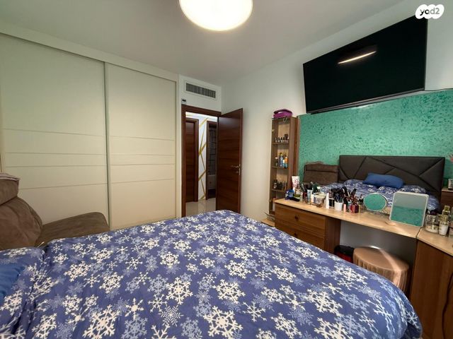 דירה, המחתרת, אלמוגים, קרית ים