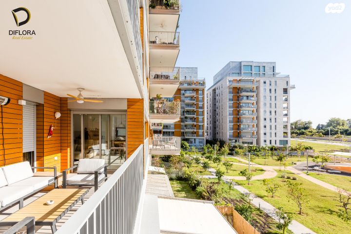 דירה, נתן אלבז, גליל ים (מתחם הכוכבים), הרצליה